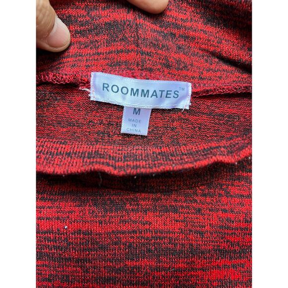 Roommates Long sleeve top with ruffle sleeves size M - Picture 2 of 5